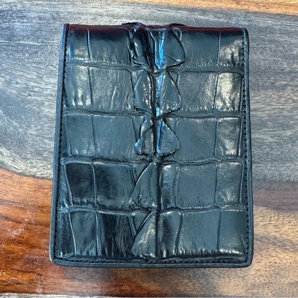 Bi-Fold Authentic Crocodile Leather Wallet 1C
